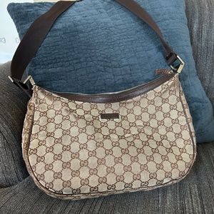 Authentic Gucci crossbody
